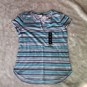 Liz Claiborne women’s split crew neck short sleeve